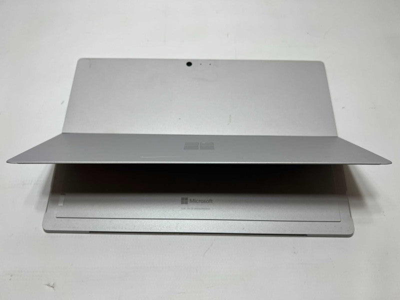 Surface Pro 4 with i7-6650U CPU 8GB RAM & 256GB Storage  -