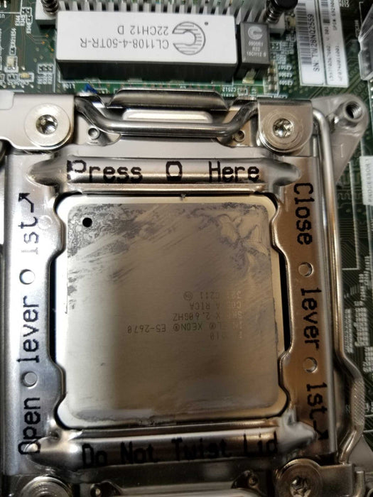 HP BL460c G8 blade Server, 2x Xeon E5-2670 2.6GHz, 32GB RAM, No HDD/Caddies _