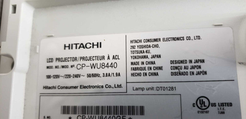 HITACHI CP-WU8440 4200 ANSI Lumens WUXGA Projector 6412 lamp hours #