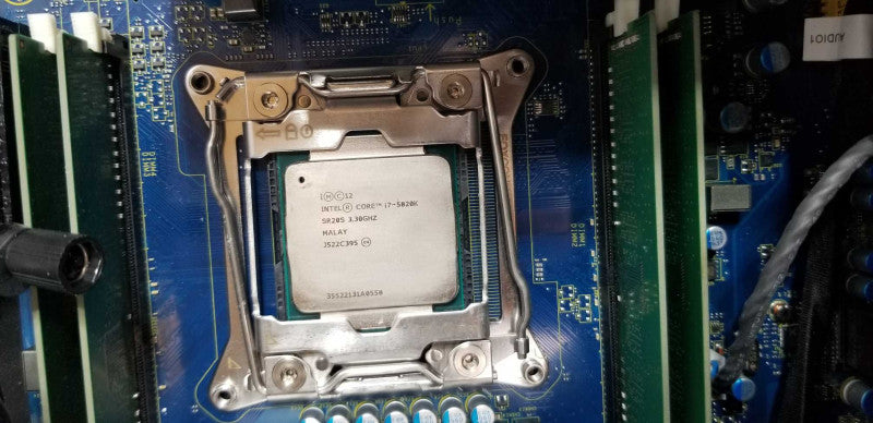 Alienware Area-51 R2 Desktop Computer I7-5930K For Parts=