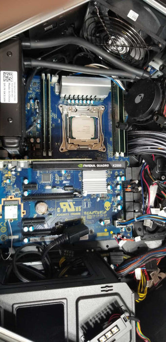 Alienware Area-51 R2 Desktop Computer I7-5930K For Parts=