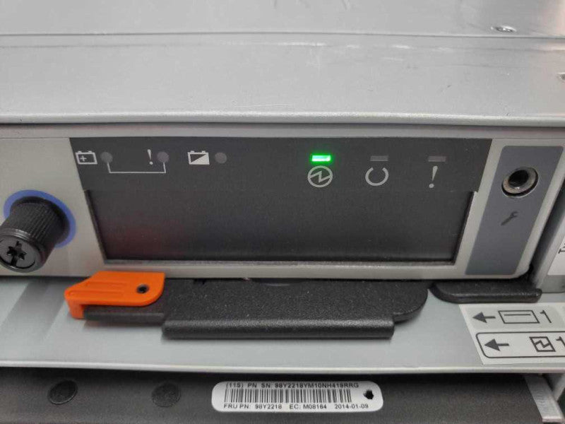 IBM 2072-12E Storwize V3700 w/ 2x 00AR108 Modules |