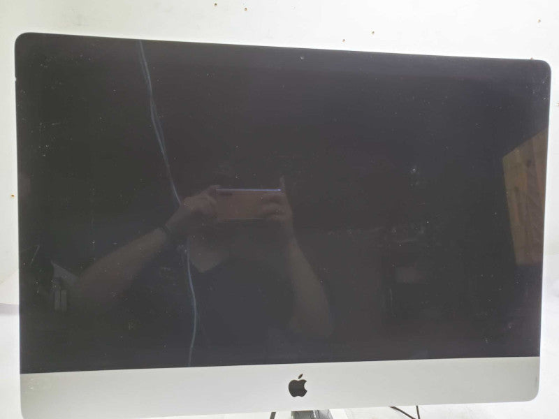 Apple iMac A1419 L.2015 27\\" Intel Core i5-6600 @ 3.3GHz 8GB 2TB HDD R9 M395 )
