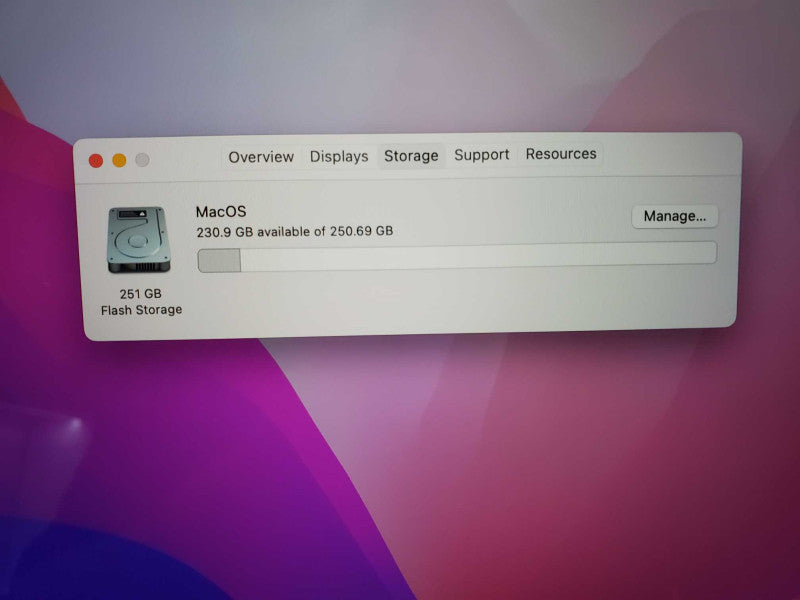 Apple Macbook Pro 2017 13\\" A1708 Core i5-7360U 2.3GHz 8GB 250GB SSD (