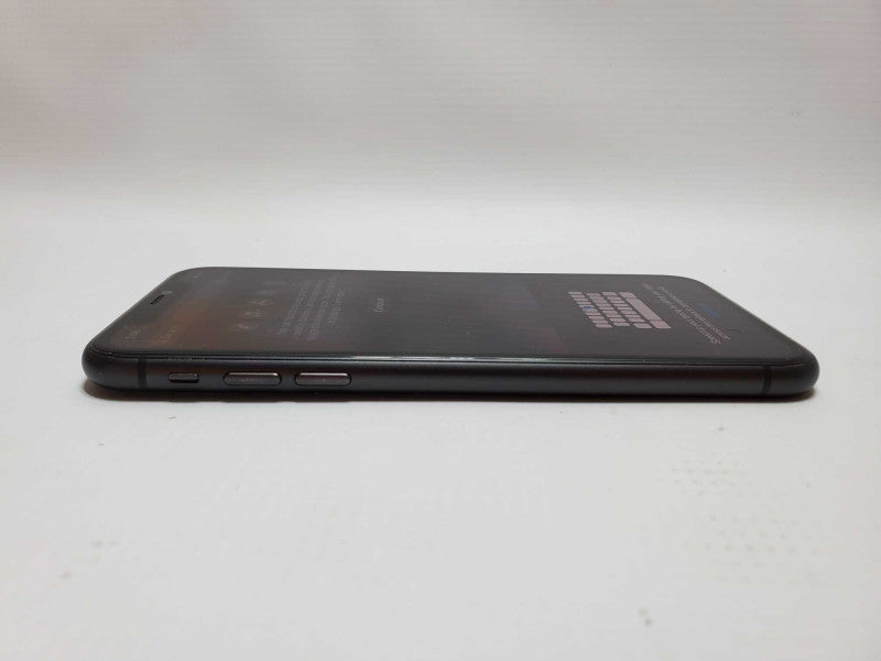 Apple iPhone 11 - 256GB - Black (