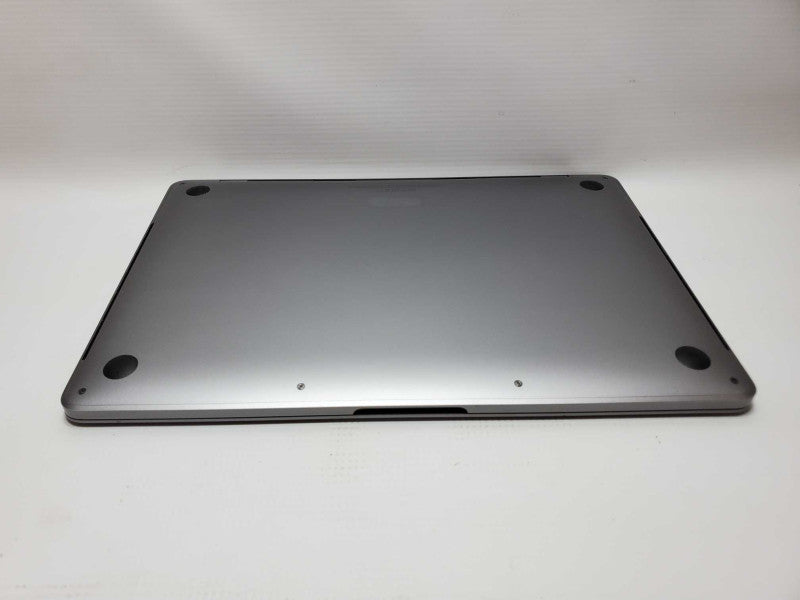 Macbook Pro 2018 13\\" w/ Touch Bar Core i7-8859U @ 2.7 GHz 16GB 250GB SSD (