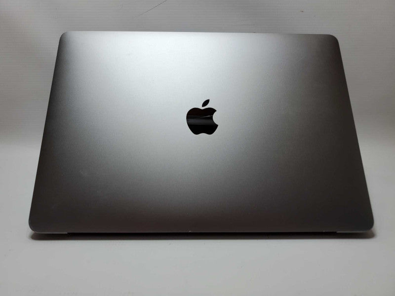 Macbook Pro 2018 13\\" w/ Touch Bar Core i7-8859U @ 2.7 GHz 16GB 250GB SSD (
