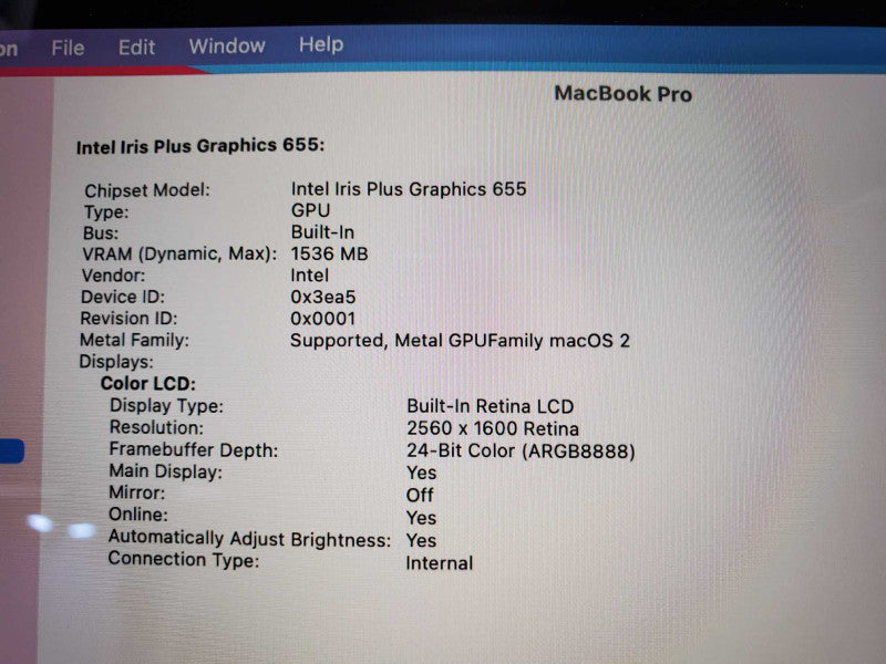 Macbook Pro 2018 13\\" w/ Touch Bar Core i7-8859U @ 2.7 GHz 16GB 250GB SSD (