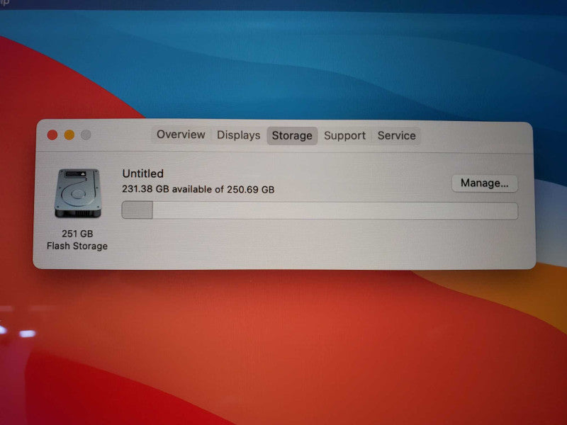Macbook Pro 2018 13\\" w/ Touch Bar Core i7-8859U @ 2.7 GHz 16GB 250GB SSD (