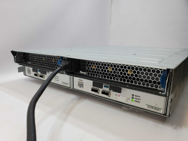 HITACHI EXPANSION ARRAY R0397-F0101, 2x PSU, 2x Ctrl, 24x 2.5\\" No HDD (