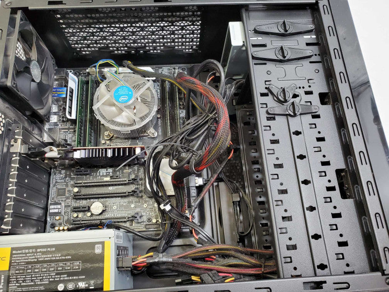 Custom PC Asus X99-A Core i7-5820K @3.3GHz 24GB DDR4 Radeon R5 230 )