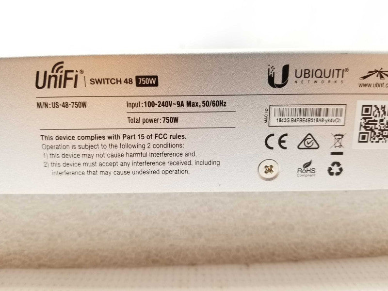 UniFi US-48-750W 48-Port Gig POE Switch Powers on, AS-IS, Read  _