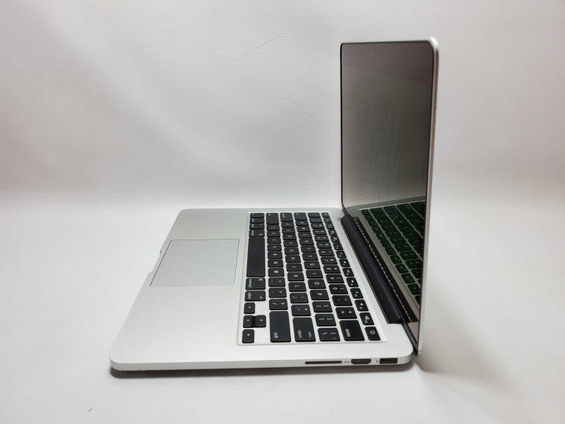 Apple MacBook Pro 2015 13\\" Retina i5-5257U @ 2.7 GHz 8GB DDR3 250GB SSD (