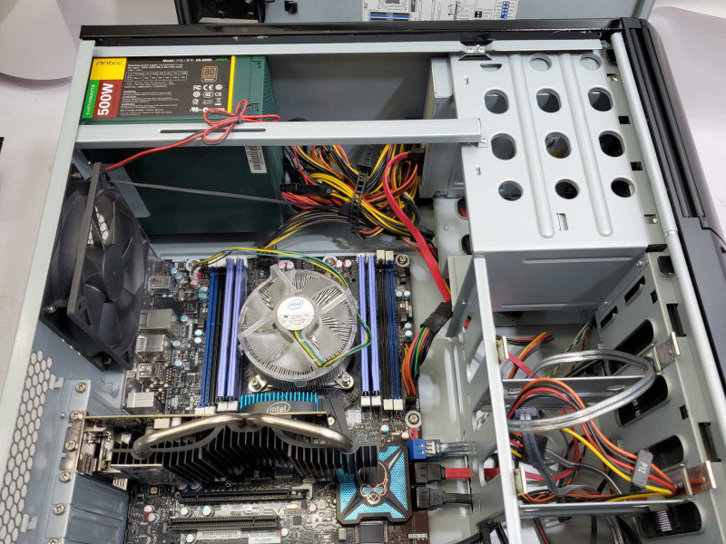 Custom PC DX79T0 Core i7-3820 @3.6GHz 16GB DDR3 GeForce 9600 GT )