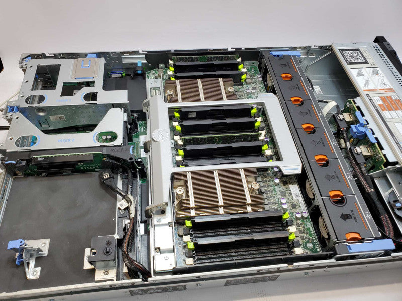 Dell PowerEdge R820 4x Xeon E5-4610 @ 2.4GHz 150GB RAM - No RAID/HDD/Caddies (