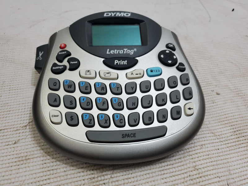 DYMO LetraTag PORTABLE HANDHELD LABEL MAKER QWERTY Compact Sticker )
