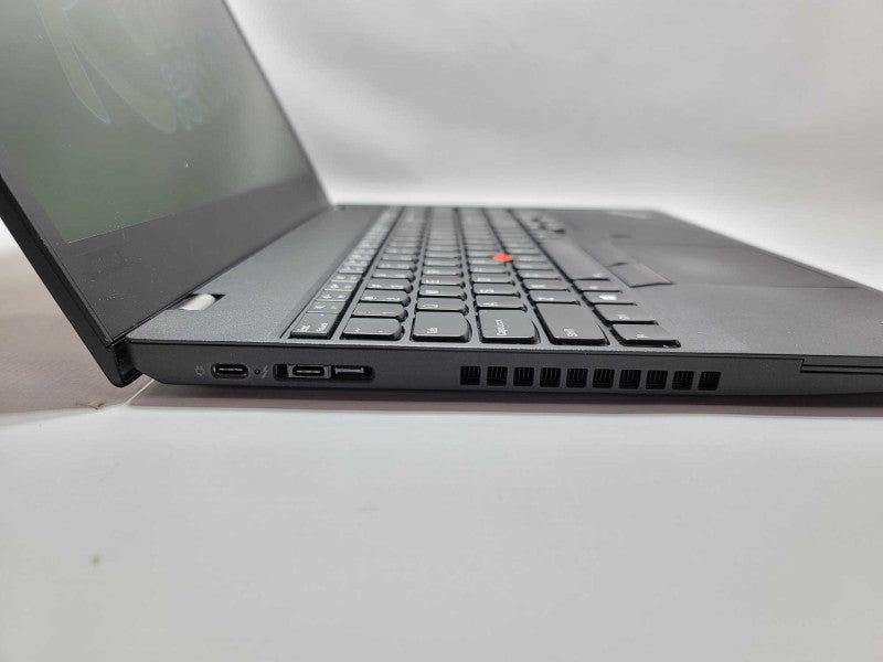 Lenovo P52s with i7-8550U CPU 16GB RAM & 256GB SSD Storage  -