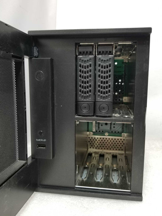 Netgear ReadyNAS Pro RNDP600E 6-Bay Network Storage Server , Powers on, AS-IS _