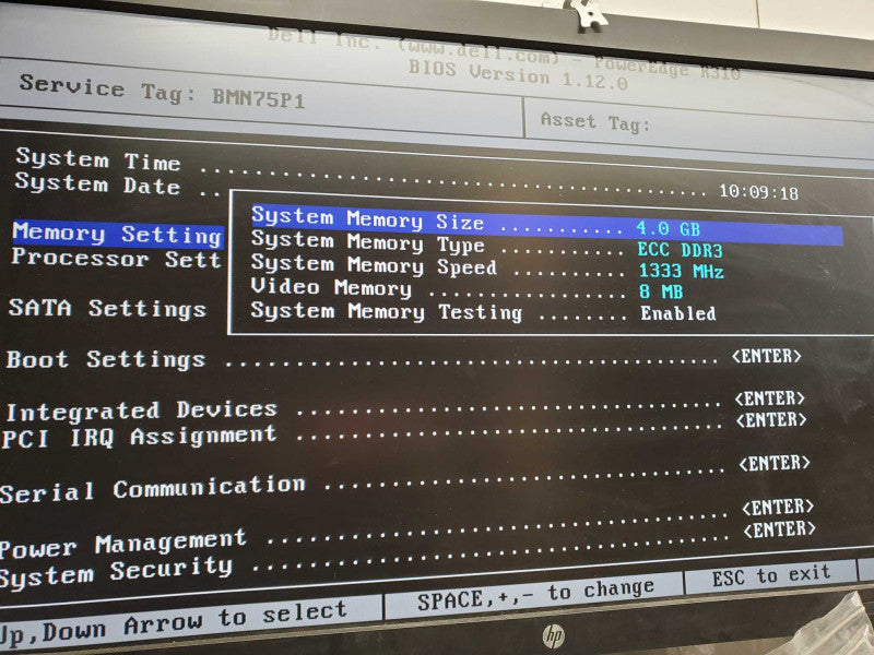 Dell R310 Xeon X3430 @2.4GHz 4GB RAM 1xPSU No RAID 4x 3.5\\" HDD Bays )