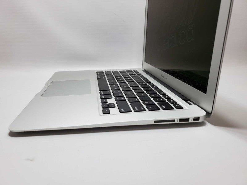 Apple MacBook Air 2017 13\\" Core i5-5350U @ 1.8 GHz 8GB DDR3 120GB SSD *READ* (