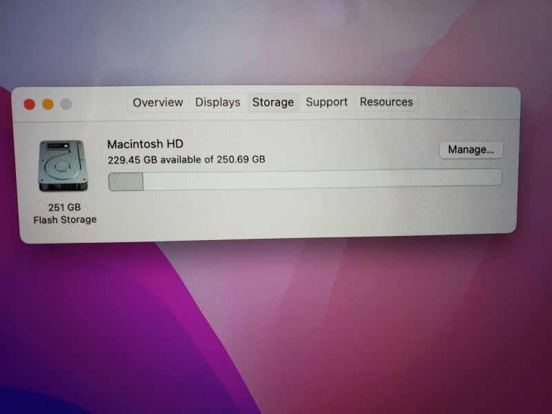Macbook Pro 2017 13\\" A1708 Core i5-7360U @ 2.3GHz 8GB 250GB SSD (