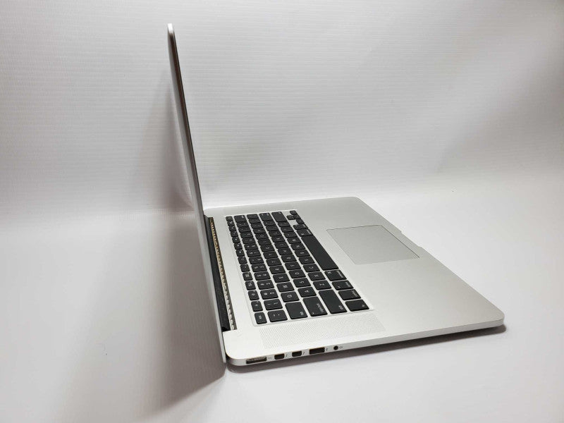 MacBook Pro 2015 15\\" Retina i7-4770HQ@ 2.2 GHz 16GB DDR3 120GB SSD (