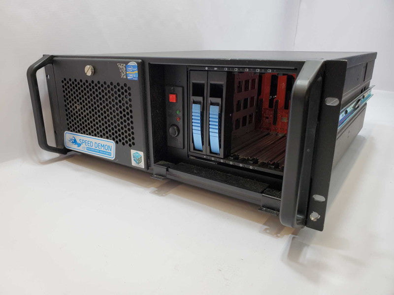 Custom PC Rackeable Core i7-3820 @ 3.6 GHz 32GB 5x 3.5\\" No HDD (