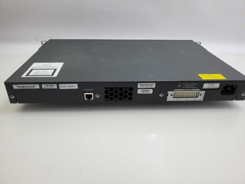 Cisco Catalyst 3560 Series WS-C3560-24TS-S 10/100 24 Port Ethernet Switch  )