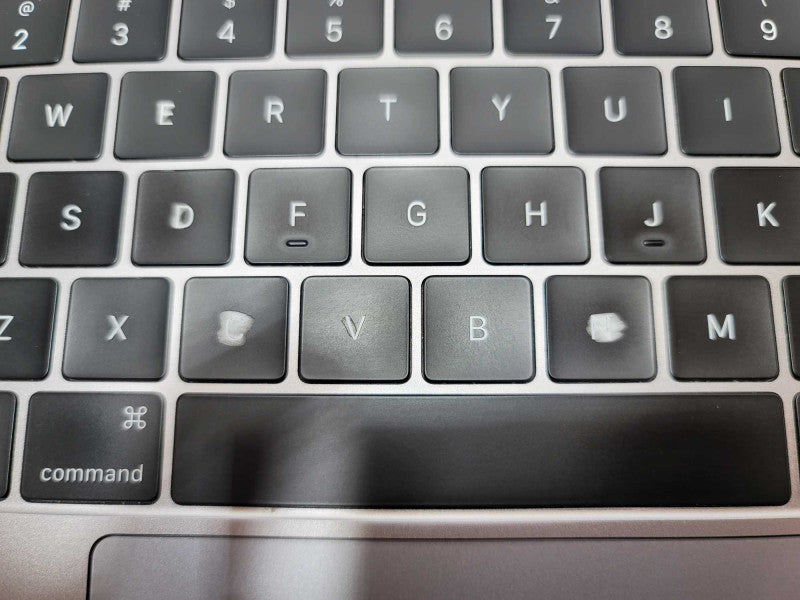 MacBook Pro 13-inch 2018 TouchBar i7 CPU @ 2.7Ghz 16GB RAM & 256GB Storage  -