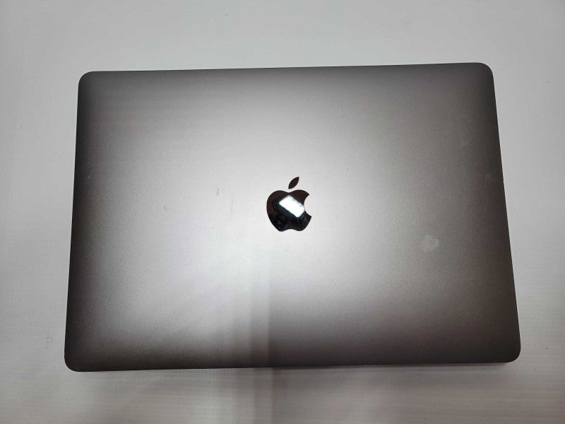 MacBook Pro 13-inch 2018 TouchBar i7 CPU @ 2.7Ghz 16GB RAM & 256GB Storage  -