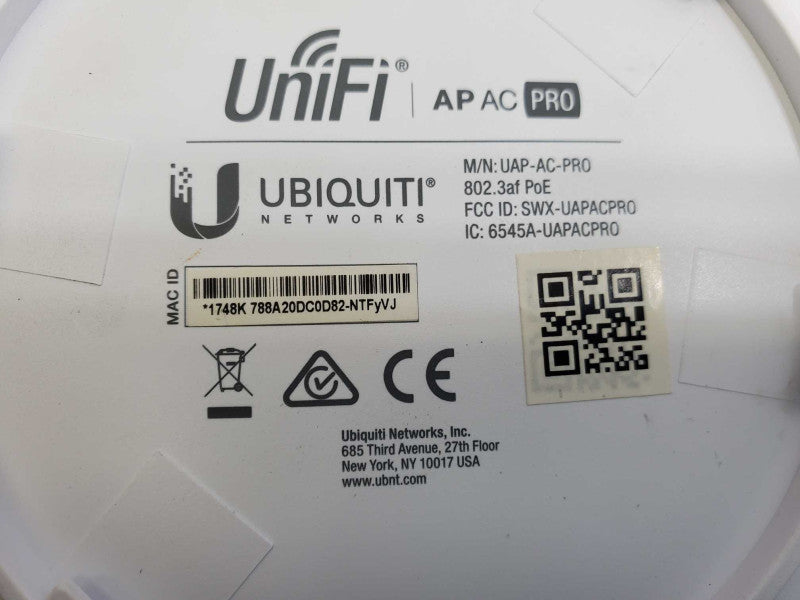 Ubiquiti Networks UniFi AC Pro AP Access Point UAP-AC-PRO )