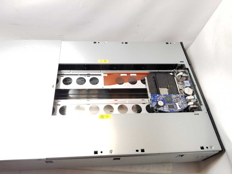 Quantum scalar i3 SC001 3-07350-04 Tape Drive, No Drive, 2x PSU, AS-IS, Read _