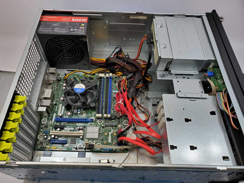 Custom PC Intel DQ77MK Core i7-3770 @ 3.4 GHz 4GB Ram 3x 3.5\\" No HDD (