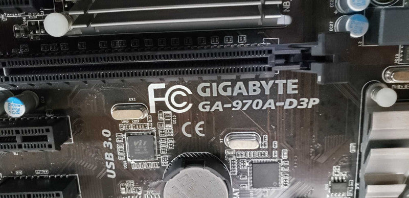 custom PC FX-8320 @ 3.5ghz / 8gb ram / 600w psu / GA-970A-D3P Motherboard #