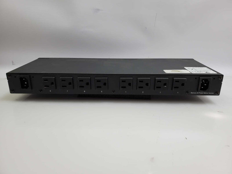 Synaccess netBooter NP-08G2 8-outlet Remote Power Management System PDU )