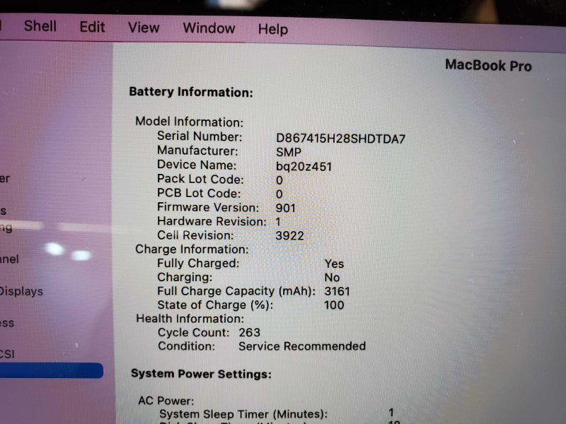 Macbook Pro 2017 13\\" w/ Touch Bar Core i7-7567U@ 3.5 GHz 16GB 250GB SSD *READ* (