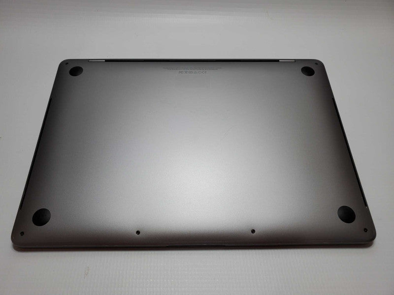 Macbook Pro 2017 13\\" w/ Touch Bar Core i7-7567U@ 3.5 GHz 16GB 250GB SSD *READ* (