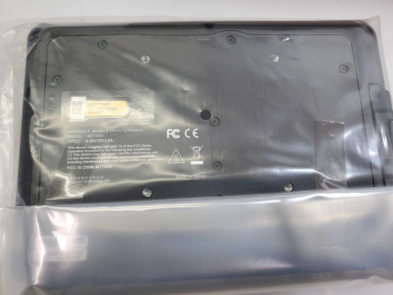 Ubiqconn MT7000 7\\" All-in-one In-Vehicle Terminal )