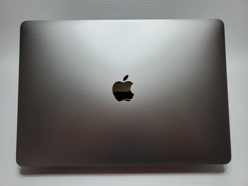 Macbook Pro 2017 13\\" w/ Touch Bar Core i7-7567U@ 3.5 GHz 16GB 250GB SSD *READ* (