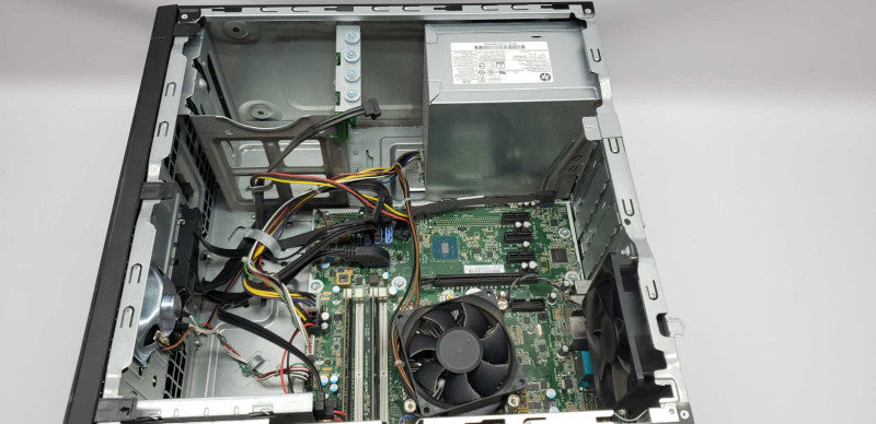 HP ProDesk 600 G2 MT I3-6100 @ 3.70ghz / 12gb ram / Quadro 600 GPU #