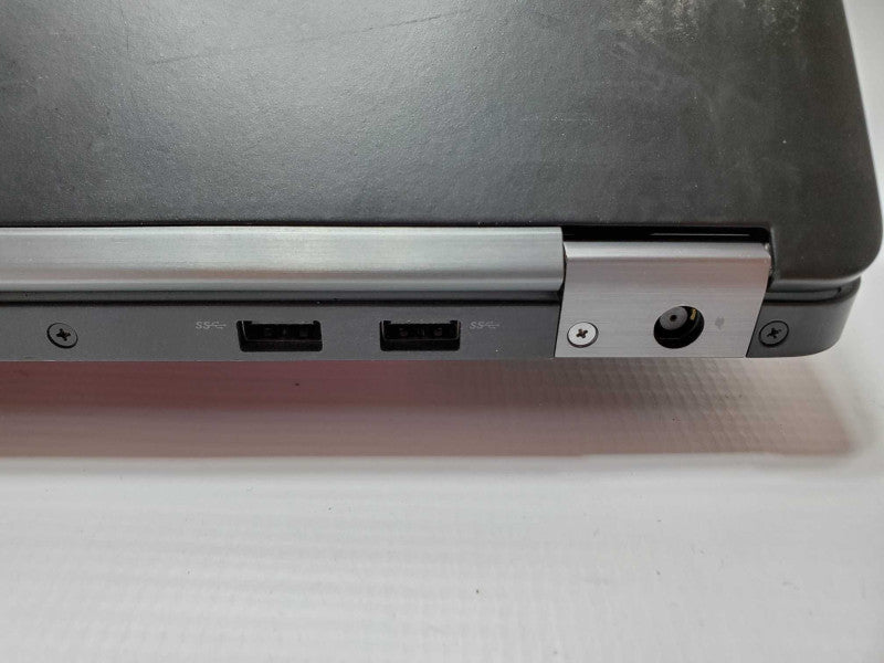Dell Latitude E7470 14\\" HD Intel i7-6600U @ 2.60GHz 8GB 250GB SSD (