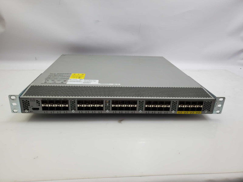 Cisco Nexus N2K-C2232PP-10GE 40-port Fabric Extender w/2x PSU & Mount Ears )