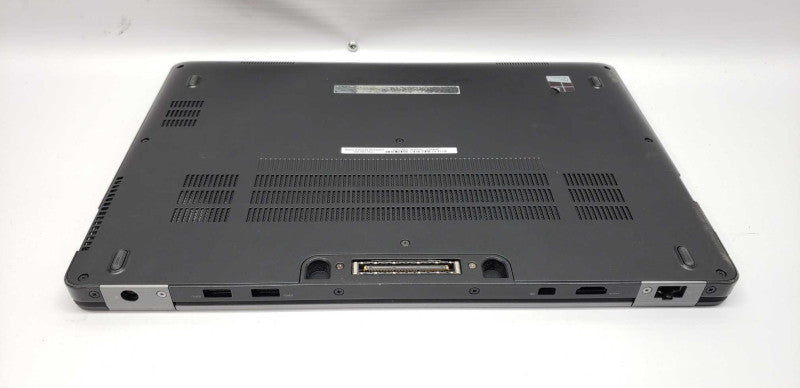 Dell latitude E7470 I7-6600u @ 2.60ghz / 8gb ram / 256gb NvME HDD