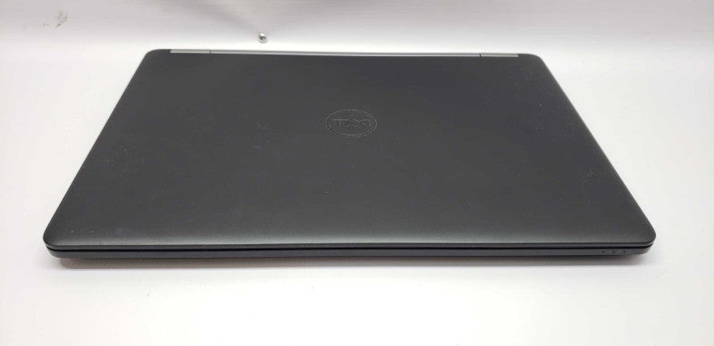 Dell lattitude E7470 i5-6300U @ 2.40ghz / 8gb ram / 256gb NvME SSD