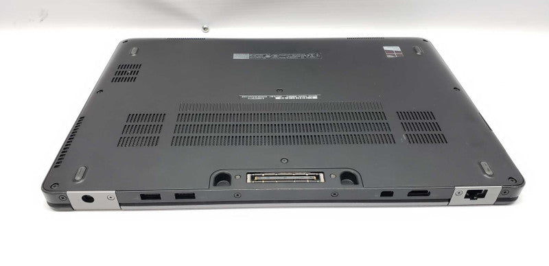 Dell lattitude E7470 i5-6300U @ 2.40ghz / 8gb ram / 256gb NvME SSD