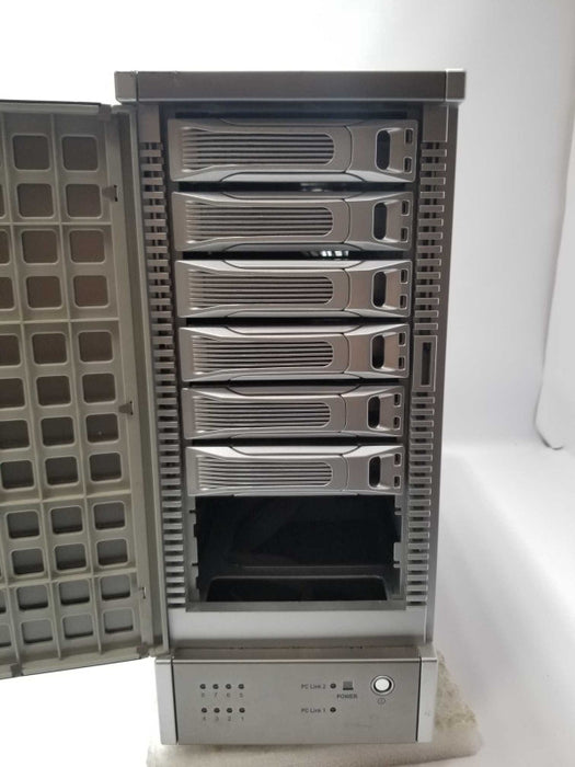 Sans Digital TR8X NAS 8 BAY =