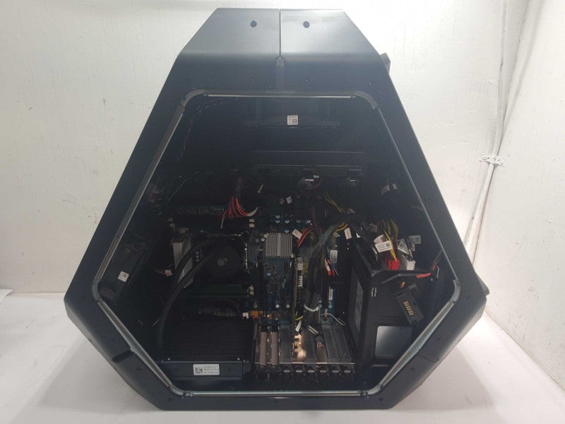 Dell Alienware Area 51 R2, i7-5820k 8GB DDR4 RAM No GPU  |