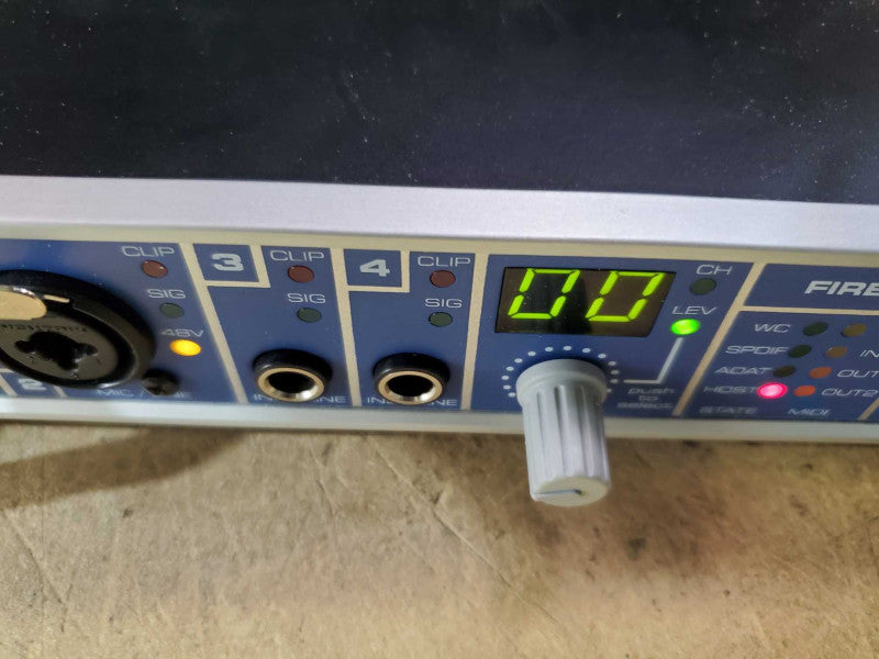RME FIREFACE 400 36-Channel 24-Bit/192kHz Bus Powered Firewire Audio Interface )