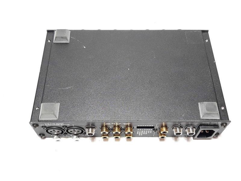 Shure SCM262 Stereo Microphone Mixer +