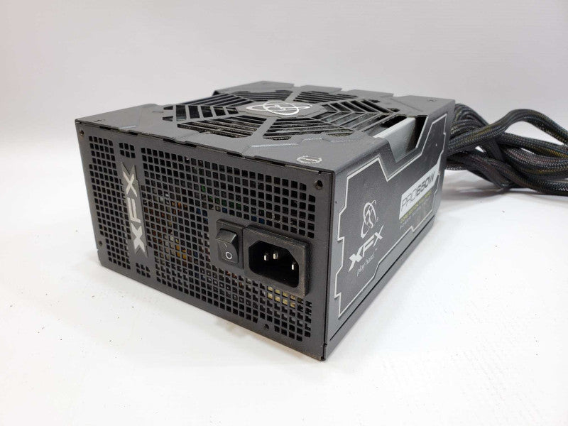 XFX PRO650W PSU PC Semi Modular Power Supply 80 Plus Bronze XXX Edition (